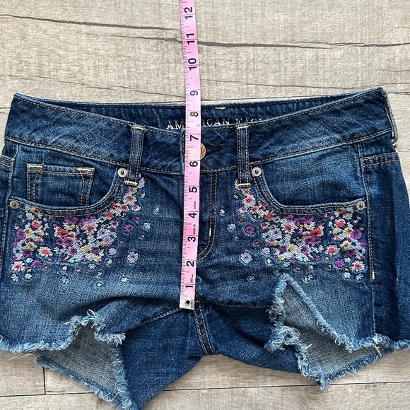 American Eagle Outfitters Low Rise Floral Embroidered Festival Denim Shorts 2 - Picture 5 of 11